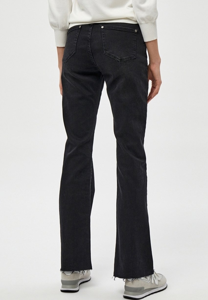 Zand MINUS Flared jeans NEW ENZO PANTS