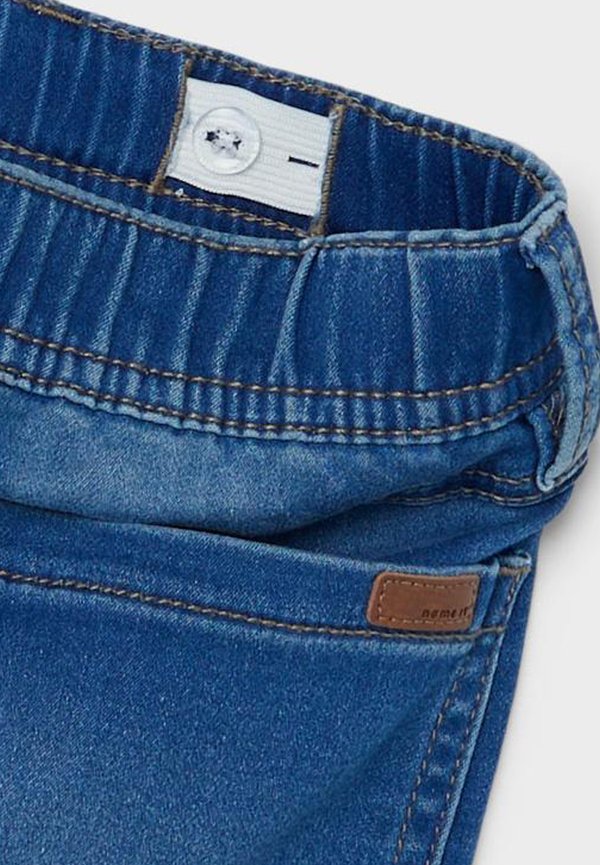 NKMRYAN THAYER JOGGER - Denim shorts2