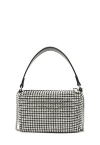 Borsa rettangolare coperta di strass argentati con manico in pelle nera e tracolla rimovibile. Superficie testurizzata con un motivo a griglia.