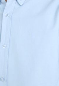 Thumbnail Image 7