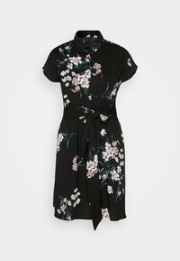 Schwarzes Kleid mit kurzen Ärmeln, Blumenmuster mit weißen und rosa Blumen, Kragen und tailliertem Gürtel für verstellbare Passform.