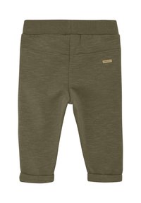 Groene joggers van een katoenmix met een zachte textuur, elastische tailleband en opgerolde mouwen. Bevat een klein merklabel aan de achterkant.
