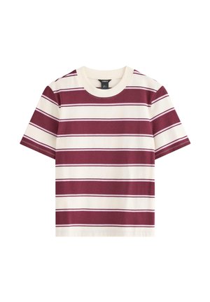Randig kortärmad t-shirt i bomull; har breda vinröda och vita horisontella ränder samt en rund halsringning.