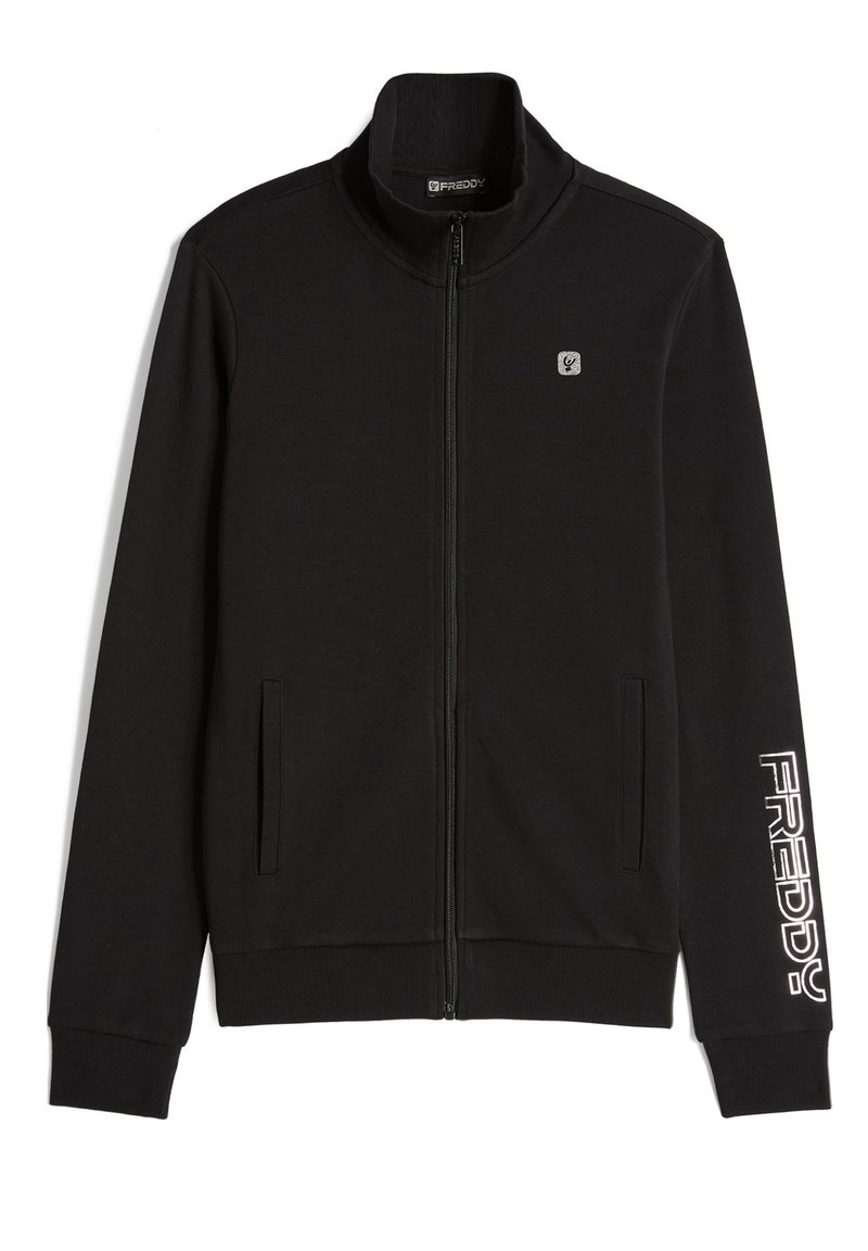 Felpa nera con zip realizzata in tessuto misto cotone. Presenta un colletto alto, due tasche laterali e il logo "FREDDY" stampato in bianco sulla manica.