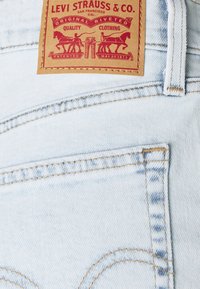 Levi's® HIGH WAISTED MOM JEAN - Mom Jeans - what the flip