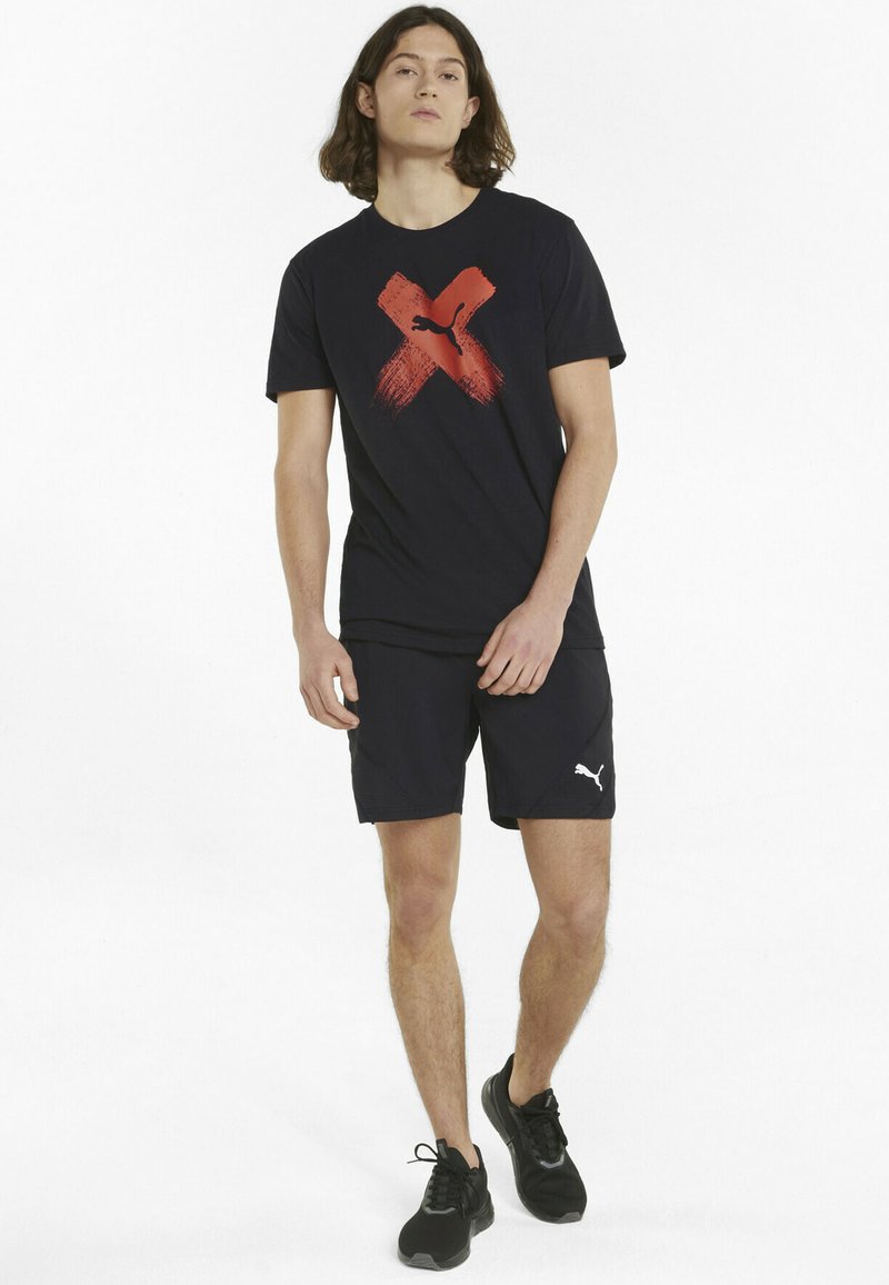 Herren Shirts | Puma TRAIN VENT SHORT kurze Sporthose black/schwarz - VZ81423 Herren Shirts | Puma TRAIN VENT SHORT kurze Sporthose black/schwarz - VZ81423