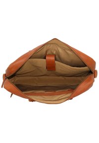 Borsa in pelle con esterno color cuoio, chiusura zip e interno in tessuto beige. Presenta un compartimento centrale e una tasca zip più piccola per l'organizzazione.