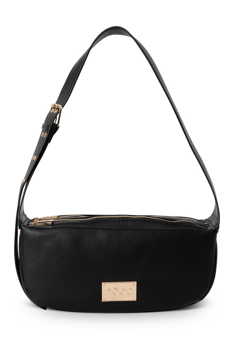 Schwarze Leder-Crossbody-Tasche mit einer glatten Textur, goldfarbener Hardware und einem Logo-Schild. Verfügt über einen Reißverschluss und einen verstellbaren Tragegurt.