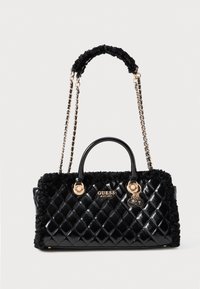GUESS Borsa a tracolla 'EVERLEE CONVERTIBLE XBODY FLAP' in Offwhite | ABOUT YOU