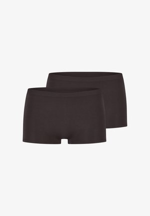 Para ciemno-brązowych bawełnianych bokserków z szerokim pasem, gładką fakturą i standardowym krojem, odpowiednich do codziennego noszenia.