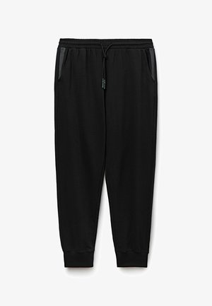 Sorte joggebukser lavet af blødt stof, med elastisk talje og snøre, sidelommer og tætsiddende manchetter.