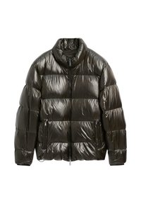 Dunkelgrüne Steppjacke mit hohem Kragen, glänzendem Finish, horizontalem Steppmuster und seitlichen Reißverschlusstaschen. Glatte Textur und entspannte Passform.