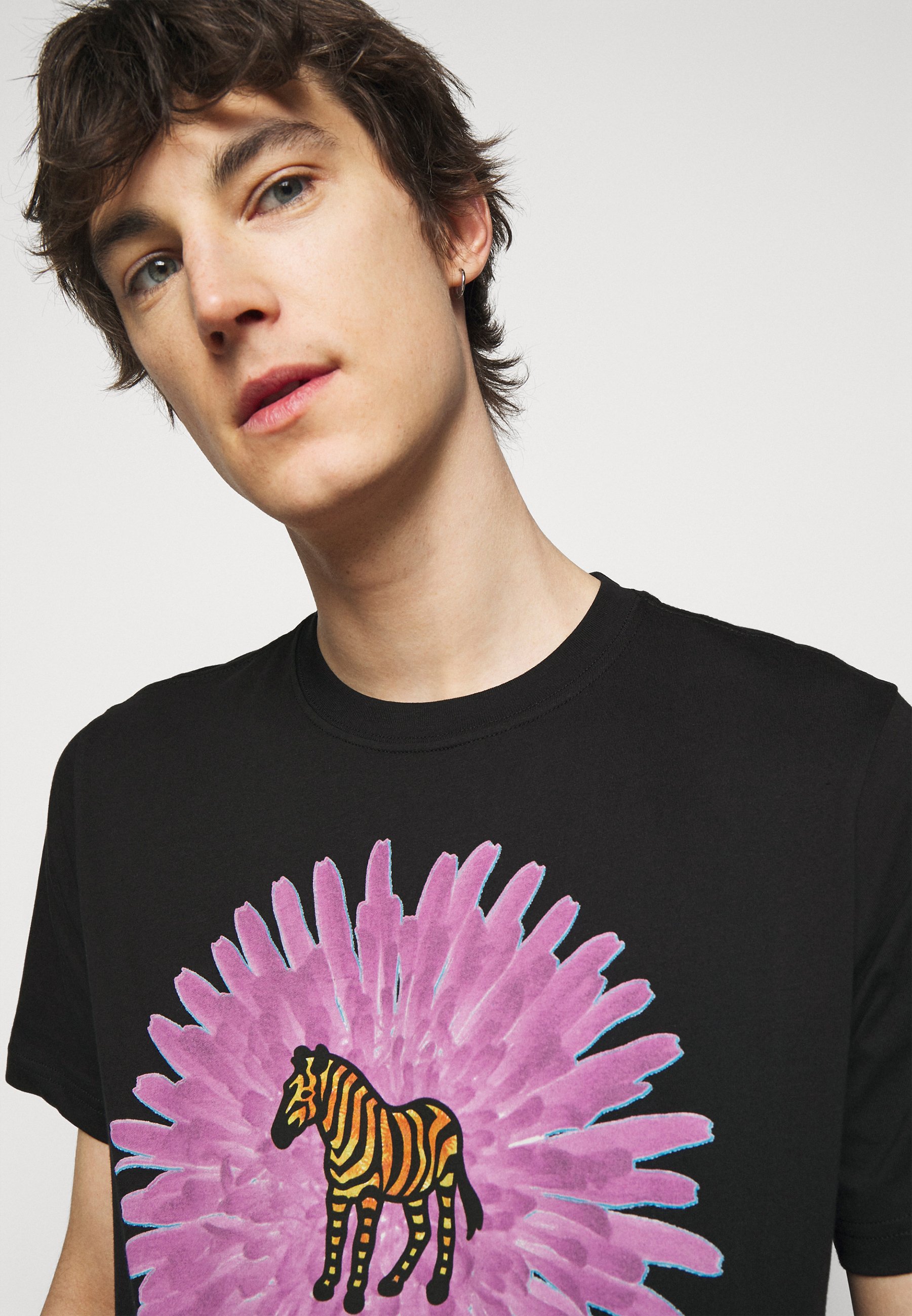 Women MENS REG FIT FLOWER ZEBRA UNISEX - Print T-shirt Women MENS REG FIT FLOWER ZEBRA UNISEX - Print T-shirt