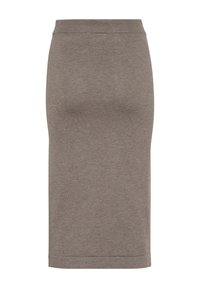 Sivá sukňa z mäkkej, elastickej tkaniny. Má hladký povrch a pohodlný pás. Dĺžka presahuje len pod koleno.