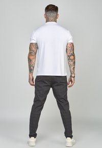 SIKSILK TAPERED FIT SMART - Träningsbyxor - black