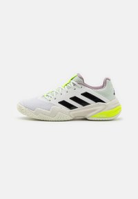 adidas Performance - BARRICADE 13 - Kengät kaikille alustoille - footwear white/core black/crystal jade Pienoiskuva 1