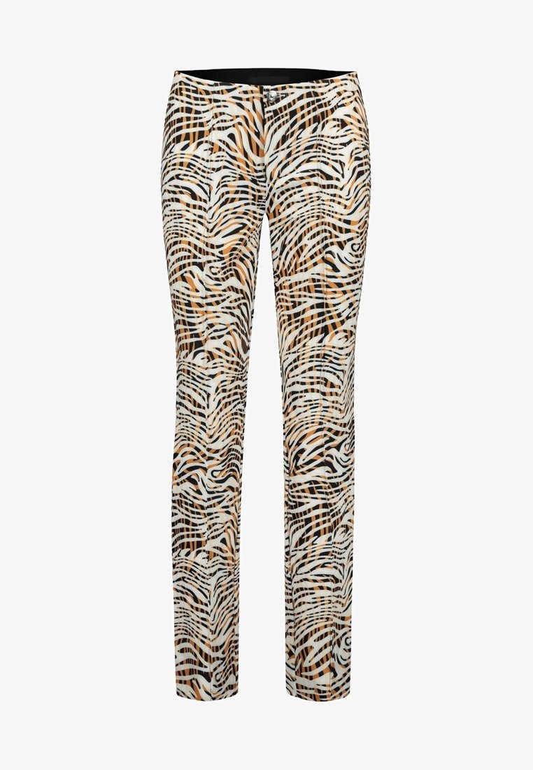 Pantalon à coupe ajustée avec un imprimé zèbre abstrait en noir, blanc et orange. Texture lisse avec une fermeture à bouton à la taille.