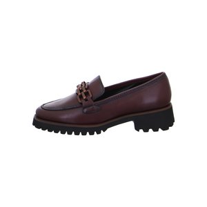 Mørkebrune læder loafers med chunky sort sål og dekorativ kædedetalje på toppen, set fra siden.