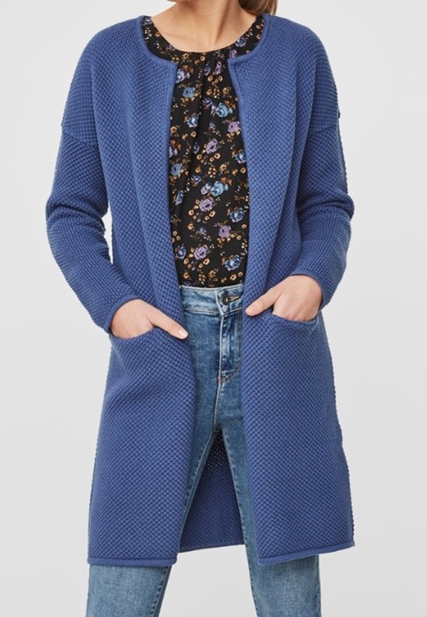 Vero Moda Chaqueta de punto - blue