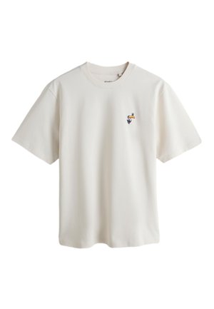 Next, - T-shirt basic