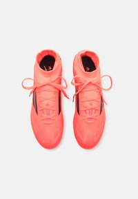 adidas Performance F50 LEAGUE MID FG/MG - Jalkapallokengät kiinteälle alustalle - turbo/aurora black/platin metallic