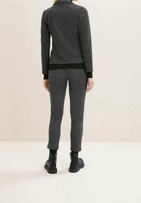 TOM TAILOR Blejzr - mottled black