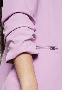 ONLY Petite ONLBERRY 3/4 ZIP - Bleiser - violet tulle