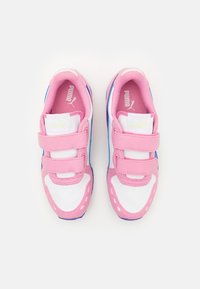 Puma CABANA RACER 20 UNISEX - Tenisky - white/lapis lazuli/mauved out/cool cucumber