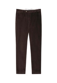 Pantalones de pana marrones con un diseño de pierna recta, suaves estrías verticales y un cierre de botón con cremallera.