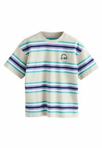 T-shirt à manches courtes rayé en crème avec des rayures vertes, bleues et violettes. Présente un crâne imprimé avec des écouteurs sur la poitrine. Matériel en coton.