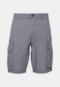 Bermudas de carga grises con cierre de botón, múltiples bolsillos laterales y una textura de tela ligera. Costuras simples y un ajuste casual.