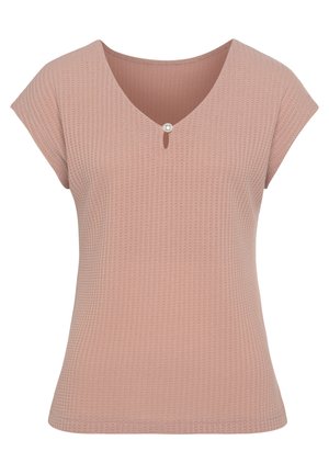 Blusa corta de manga corta en rosa claro con escote en V, fabricada con un tejido texturizado y un pequeño adorno de perla en el cuello. Ajuste casual con un acabado suave.