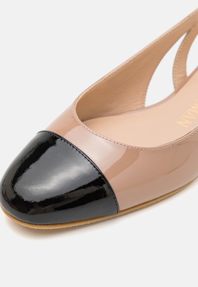 Stuart Weitzman SLEEK SLINGBACK - Slingback ballerina´s - fawn/black