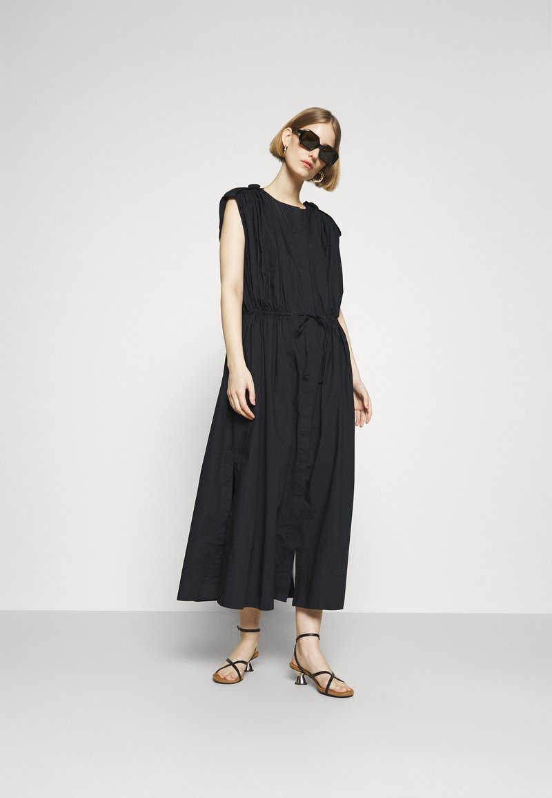 Damen Bekleidung | By Malene Birger DYMONDIA Freizeitkleid black/schwarz - MU72169 Damen Bekleidung | By Malene Birger DYMONDIA Freizeitkleid black/schwarz - MU72169