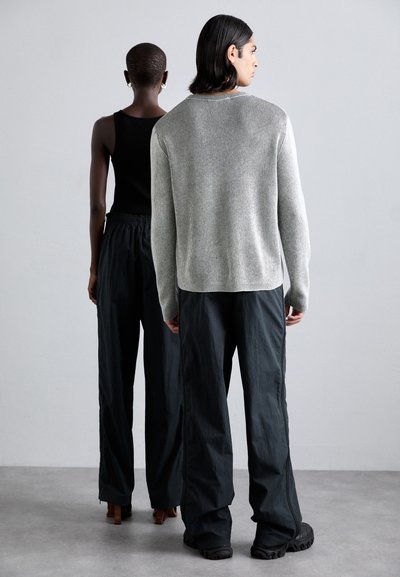 032c YOU TRACKSUIT TROUSERS UNISEX - Spodnji deli trenirk - dark blue