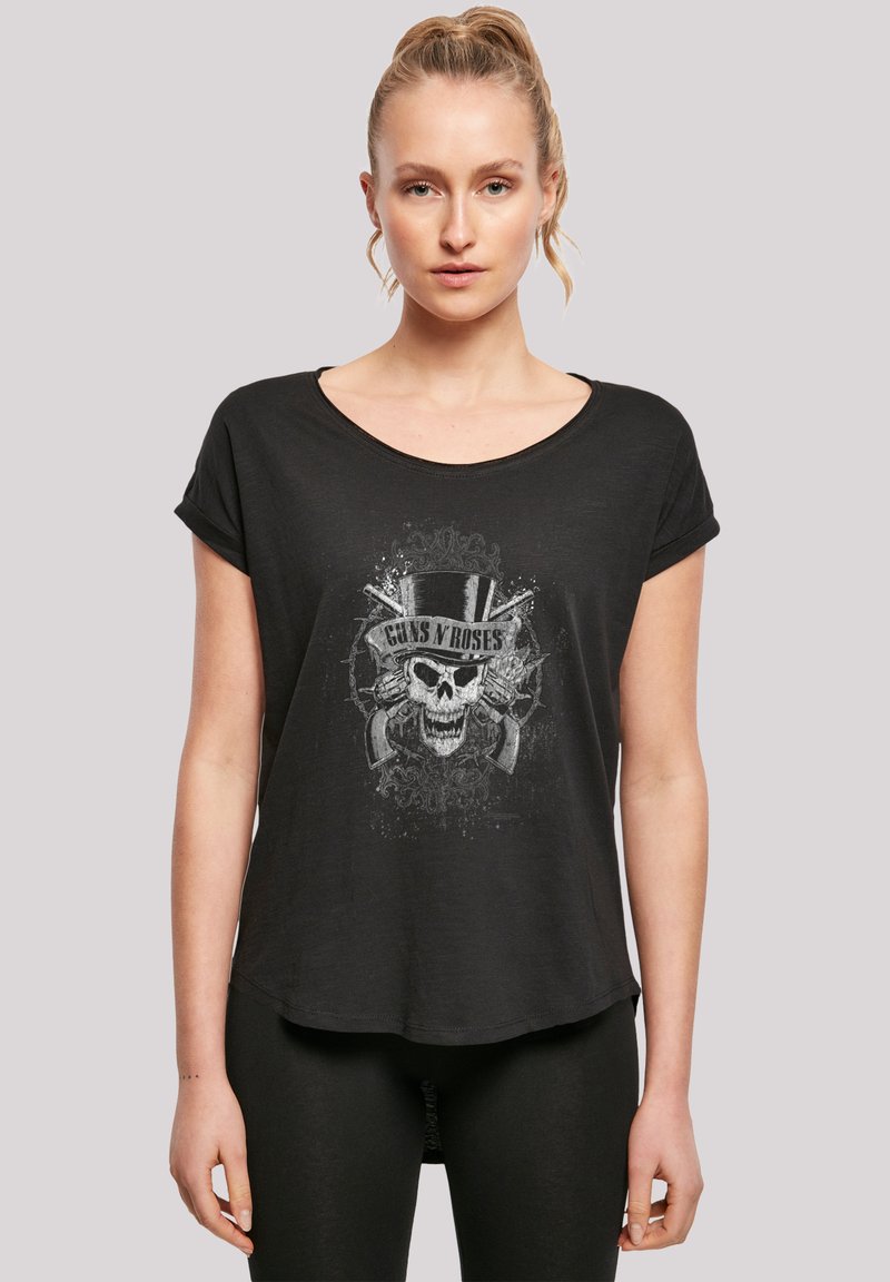Schwarzes T-Shirt mit kurzen Ärmeln aus weichem Stoff, mit einem Grafikdruck eines Schädels in einem Zylinderhut und gekreuzten Waffen in Grau.