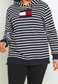 Tommy Hilfiger Curve Jersey con capucha - dark blue