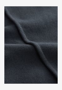 Non selezionato, black