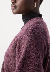 Scotch & Soda FUZZY RELAXED CARDIGAN - Ζακέτα - berry melange