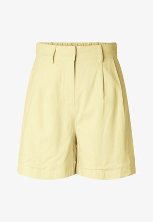 Lysegule shorts med høj talje, bæltestropper, frontplisser og skjult lukning foran, lavet af let stof.