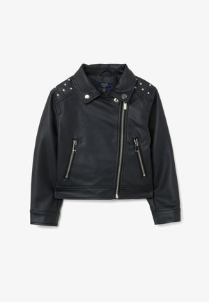 Zwarte neplederen motorjack met zilveren studs op de schouders, ritssluitingen aan de voorkant en een zijrits. Kort, cropped ontwerp.