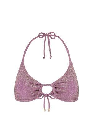 Błyszczący różowy top bikini typu halter z centralnym wycięciem i regulowanymi sznureczkami przy szyi oraz z przodu.
