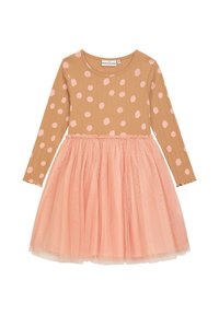 Braunes langärmliges Kleid mit rosa Punkten auf einem gerippten Oberteil, mit einem mehrlagigen rosa Tüllrock. Wellensaugen an den Ärmeln.