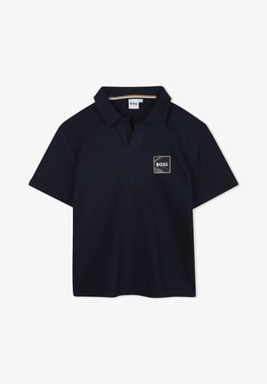 Polo shirt bleu marine en coton avec un col court, des manches courtes et un logo brodé présentant "BOSS" dans un carré sur le côté gauche de la poitrine.
