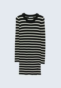 Chemise à manches longues rayée noir et blanc avec une texture côtelée, un col arrondi et des fentes latérales à l'ourlet pour plus de détails.