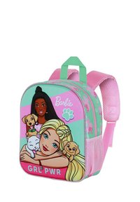 Mochila infantil con un frontal turquesa con elementos gráficos, acentos rosa, correas ajustables acolchadas y un asa en la parte superior.