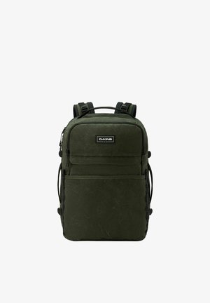 Dunkelgrüner rechteckiger Rucksack mit mehreren Reißverschlussfächern und einem Dakine-Logo auf dem vorderen Paneel.