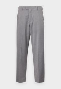 Pantalon gris en tissu texturé, doté d'une coupe droite, de plis avant et d'une taille standard avec passants de ceinture.