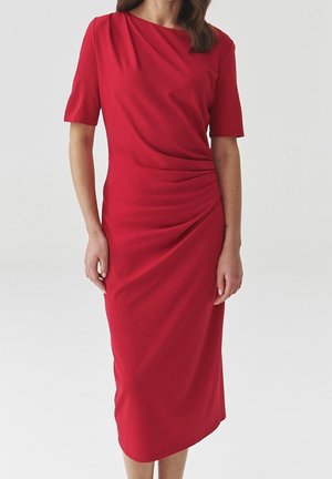 Shift dress - red