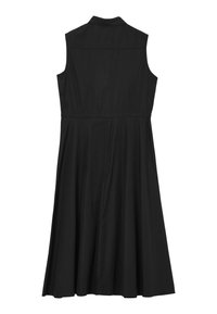 Abito nero senza maniche con colletto, vita arricciata, gonna svasata e una texture liscia. Presenta un colore uniforme e un design di lunghezza intermedia.